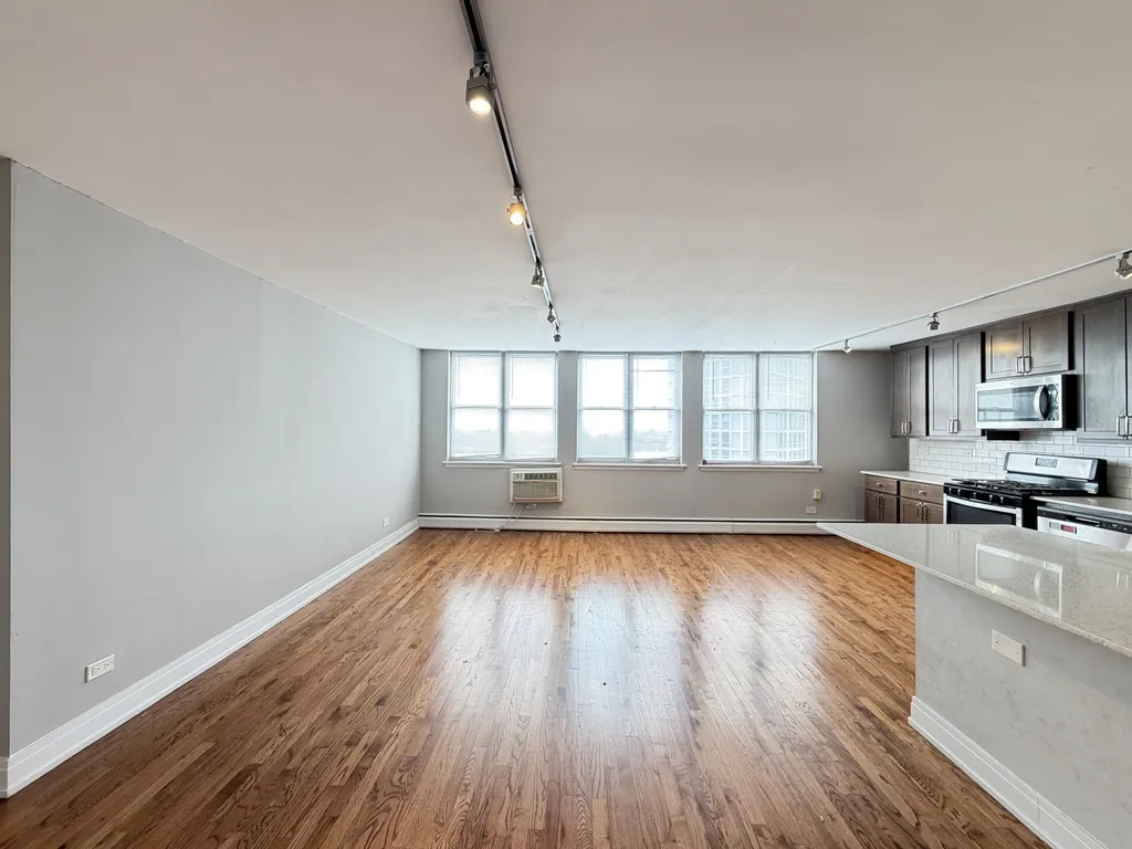6415 N Sheridan Rd, ,  60626, USA 60626-unit#1001-Chicago-IL