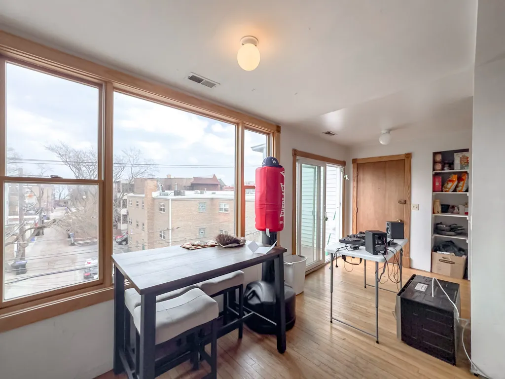 6719 N Sheridan Rd, ,  60626, USA 60626-unit#3N-Chicago-IL