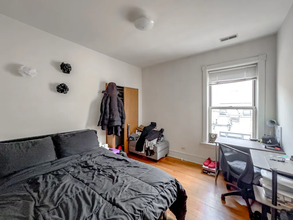 6719 N Sheridan Rd, ,  60626, USA 60626-unit#3N-Chicago-IL