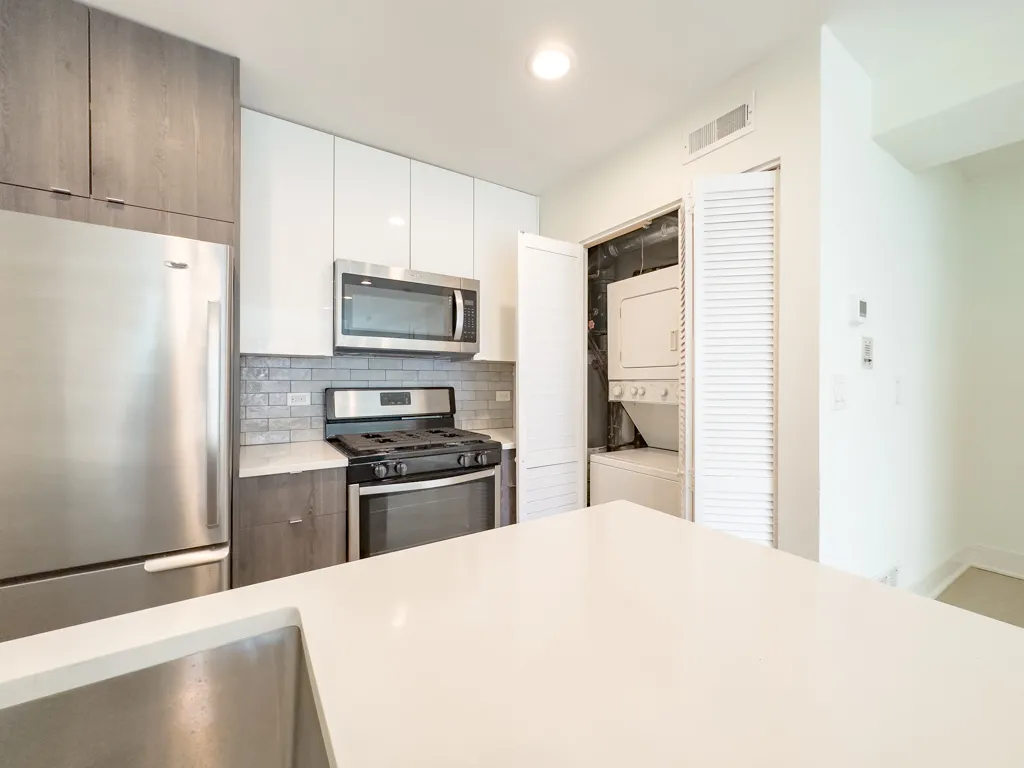 944 W Grace St, ,  60613, USA 60613-unit#F202-Chicago-IL