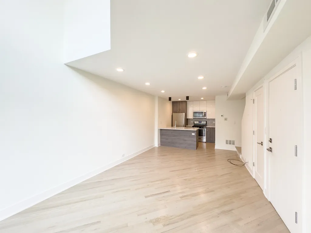 944 W Grace St, ,  60613, USA 60613-unit#F202-Chicago-IL