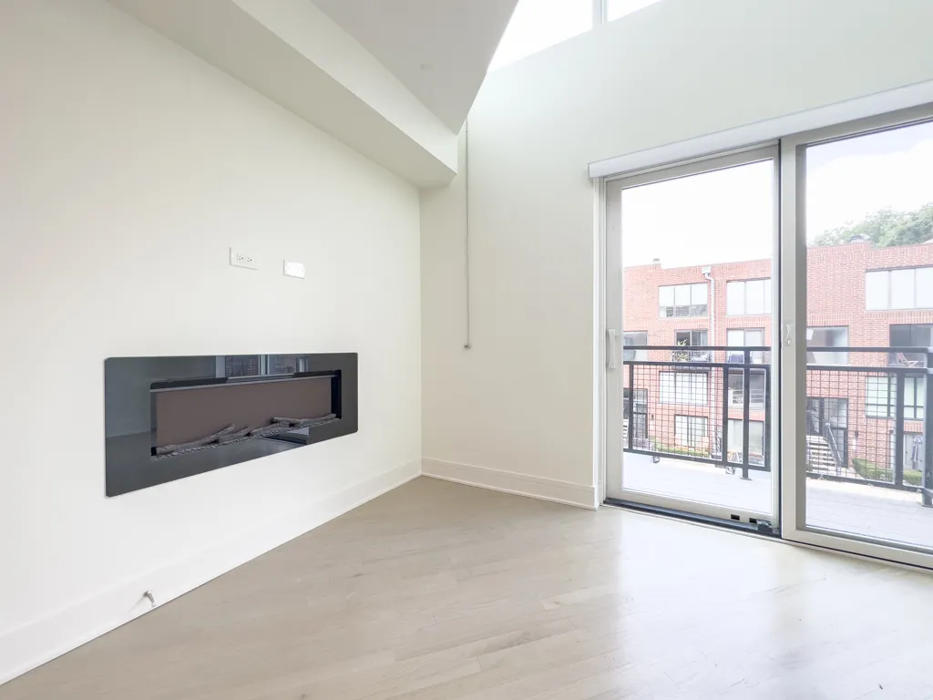 944 W Grace St, ,  60613, USA 60613-unit#F202-Chicago-IL