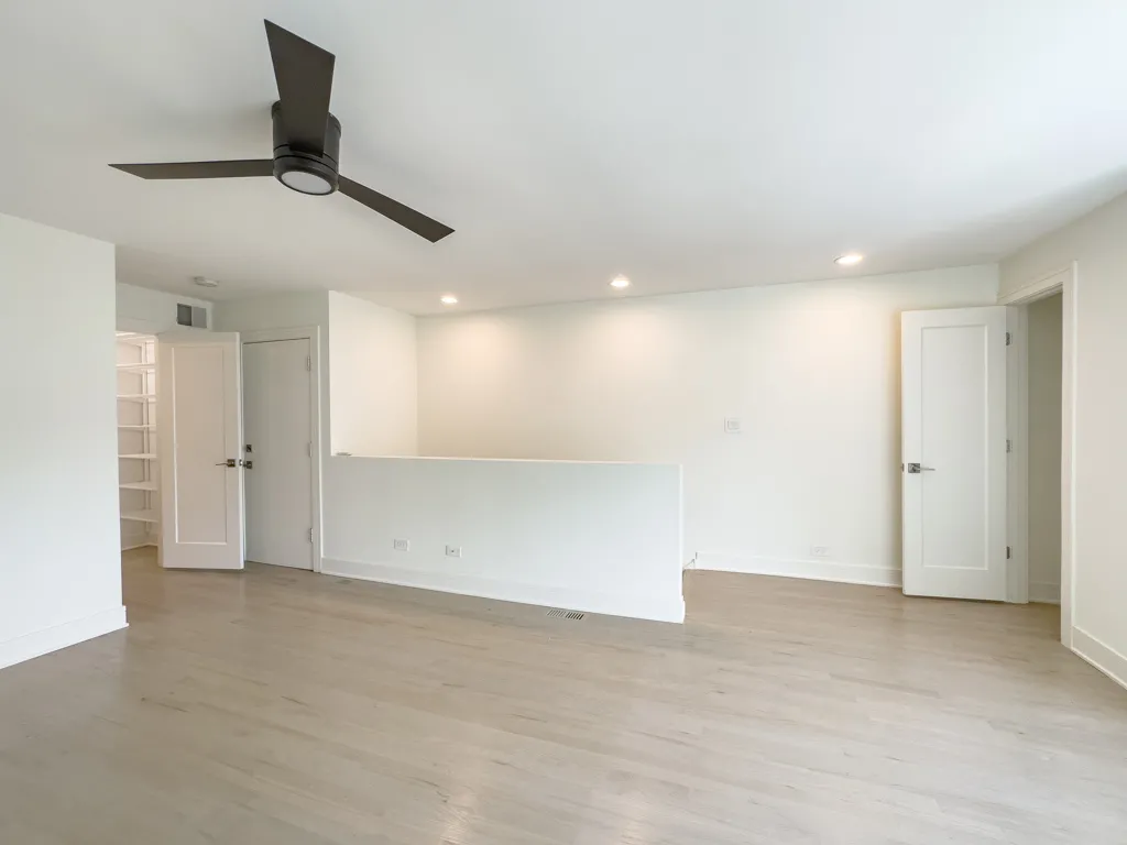 944 W Grace St, ,  60613, USA 60613-unit#F202-Chicago-IL