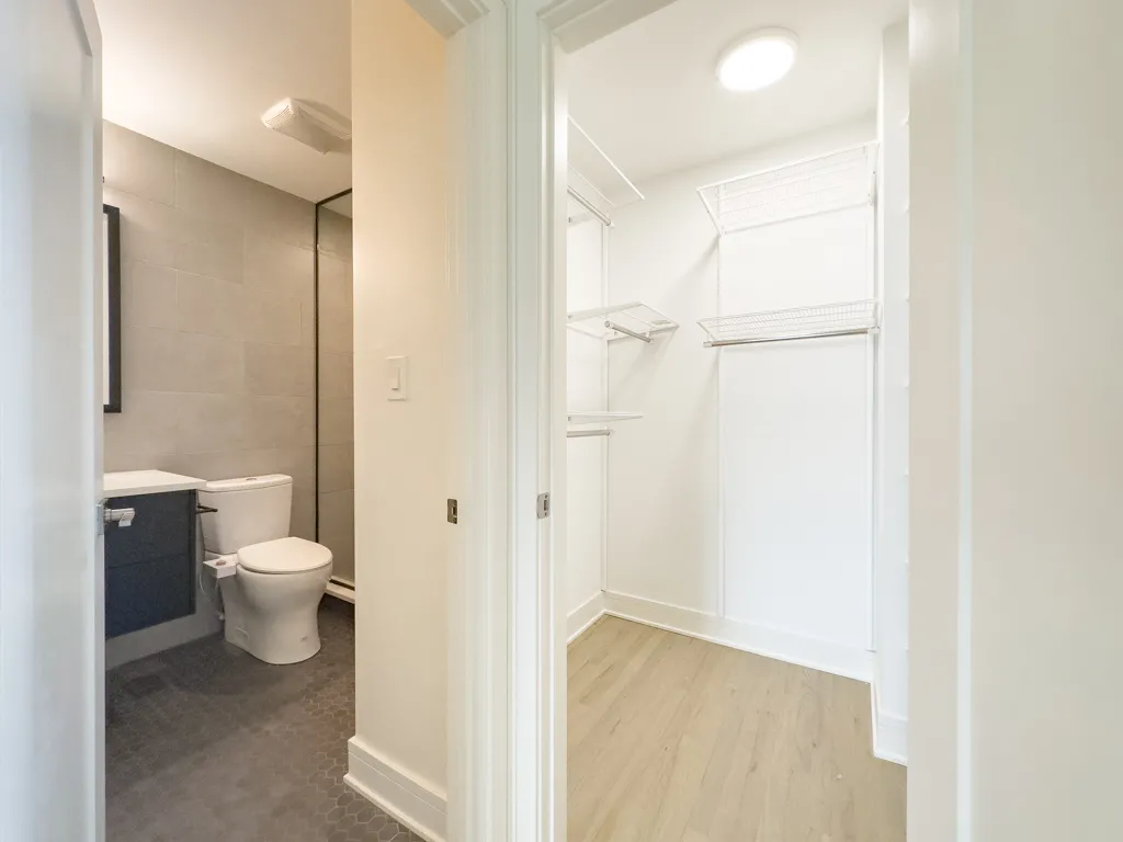 944 W Grace St, ,  60613, USA 60613-unit#F202-Chicago-IL