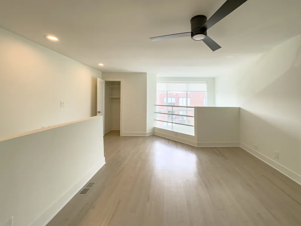 944 W Grace St, ,  60613, USA 60613-unit#F202-Chicago-IL
