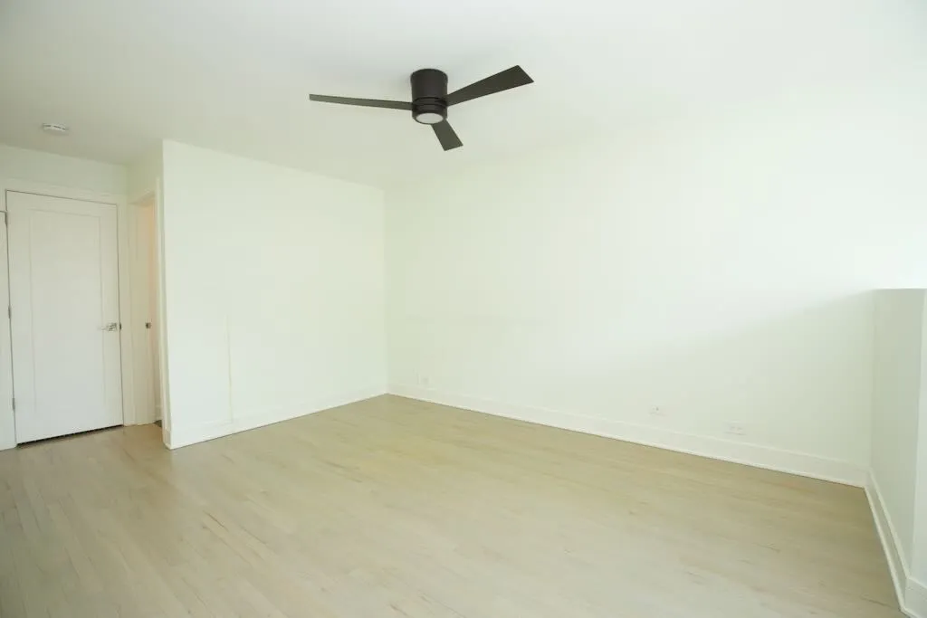 944 W Grace St, , 60613, USA 60613-unit#H201-Chicago-IL
