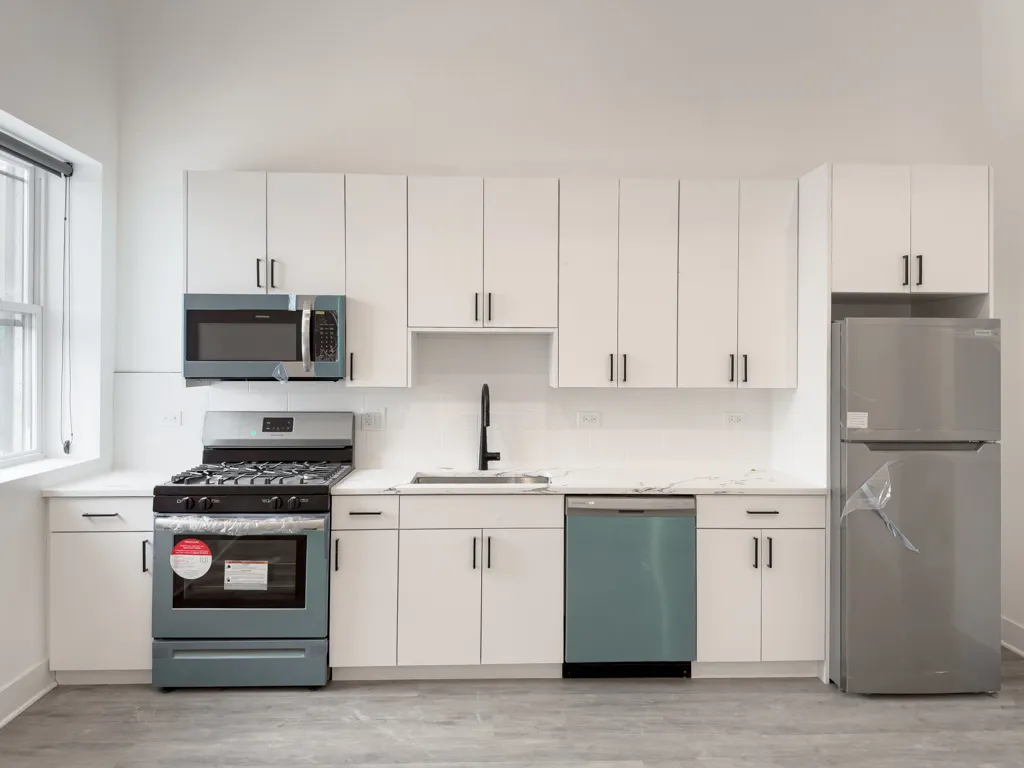 4731 N Western Ave, , 60625, USA 60625-unit#202-Chicago-IL