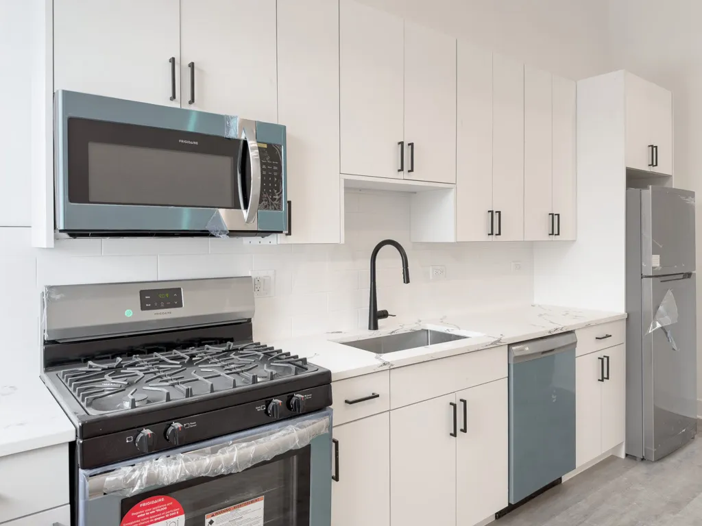 4731 N Western Ave, , 60625, USA 60625-unit#202-Chicago-IL