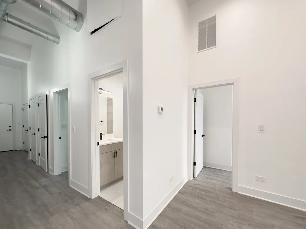 4731 N Western Ave, , 60625, USA 60625-unit#202-Chicago-IL