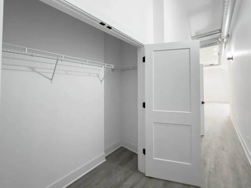 4731 N Western Ave, , 60625, USA 60625-unit#202-Chicago-IL