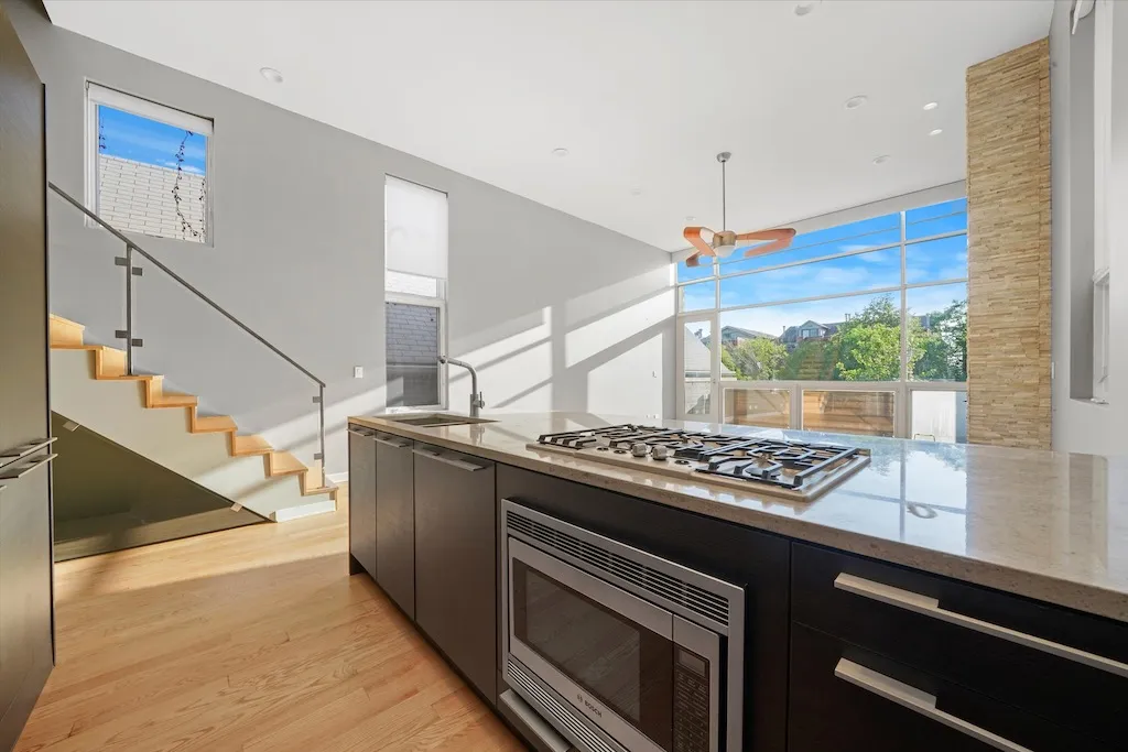 1541 N Bosworth Ave, , 60642, USA 60642-unit#3-Chicago-IL