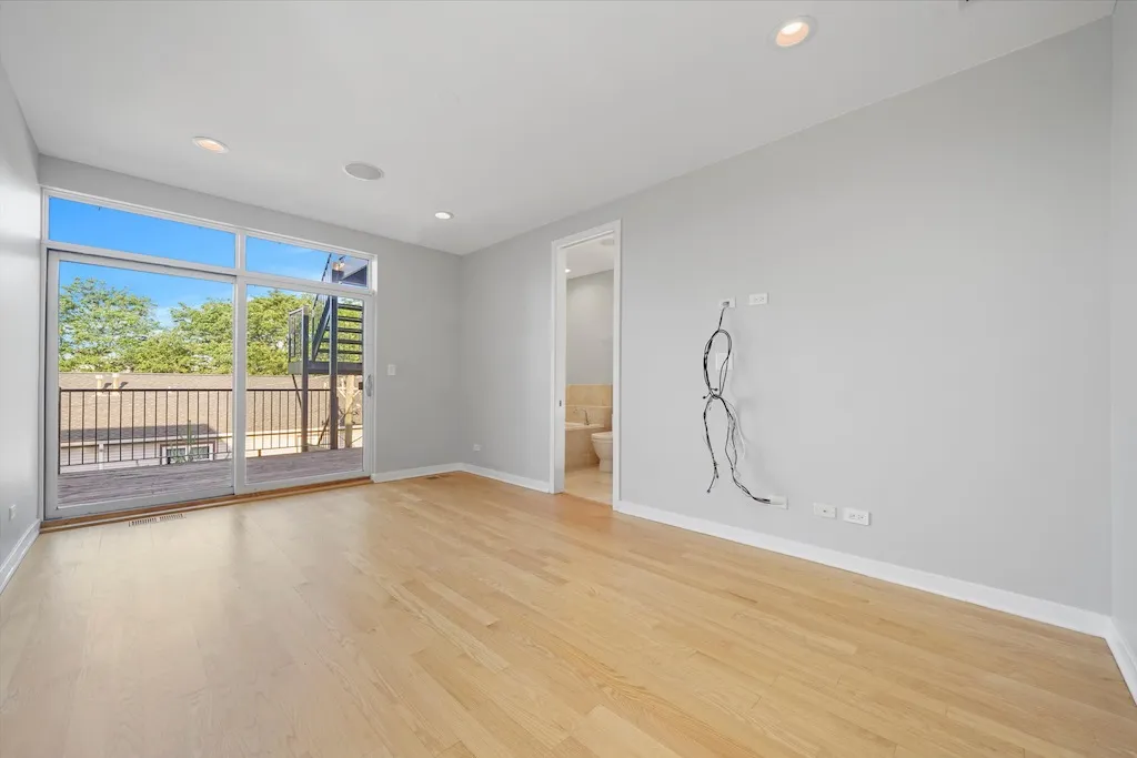 1541 N Bosworth Ave, , 60642, USA 60642-unit#3-Chicago-IL