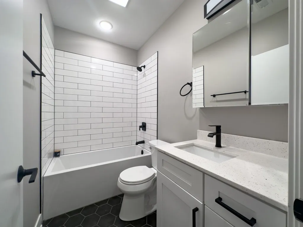 5600 N Sheridan Rd, , 60660, USA 60660-unit#1A-Chicago-IL