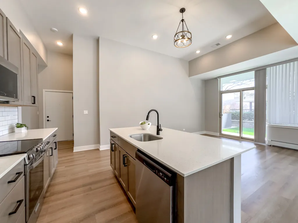 5600 N Sheridan Rd, , 60660, USA 60660-unit#1D-Chicago-IL