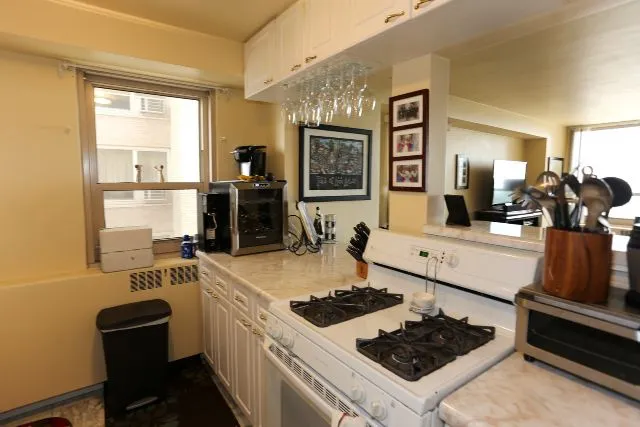 3950 N Lake Shore Dr, ,  60613, USA 60613-unit#1012C-Chicago-IL
