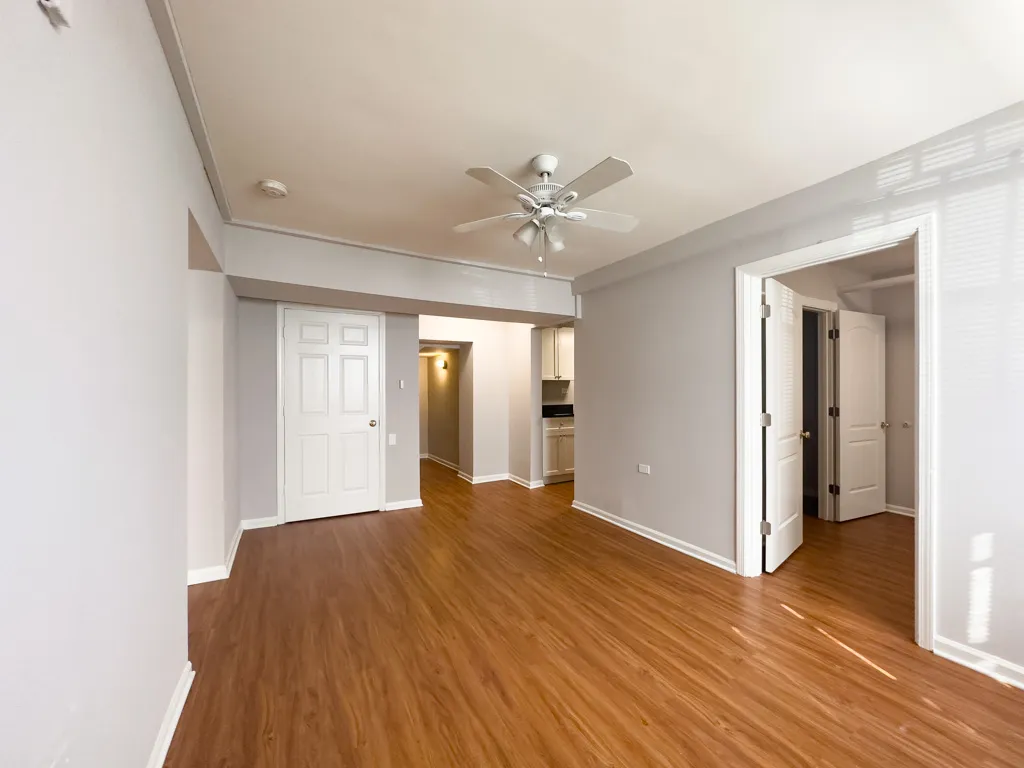 5748 N Winthrop Ave, , 60660, USA 60660-unit#001-Chicago-IL