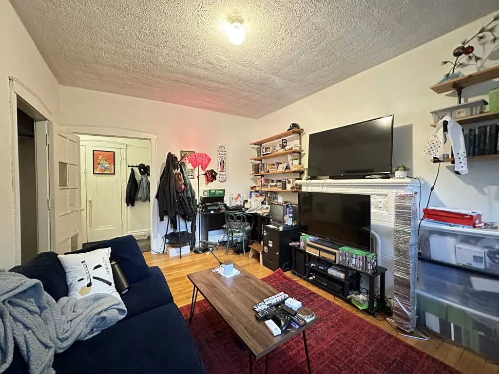 2919 W McLean Ave, ,  60647, USA 60647-unit#1-Chicago-IL