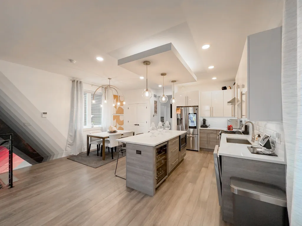 1812 N Sawyer Ave, ,  60647, USA 60647-unit#1R-Chicago-IL