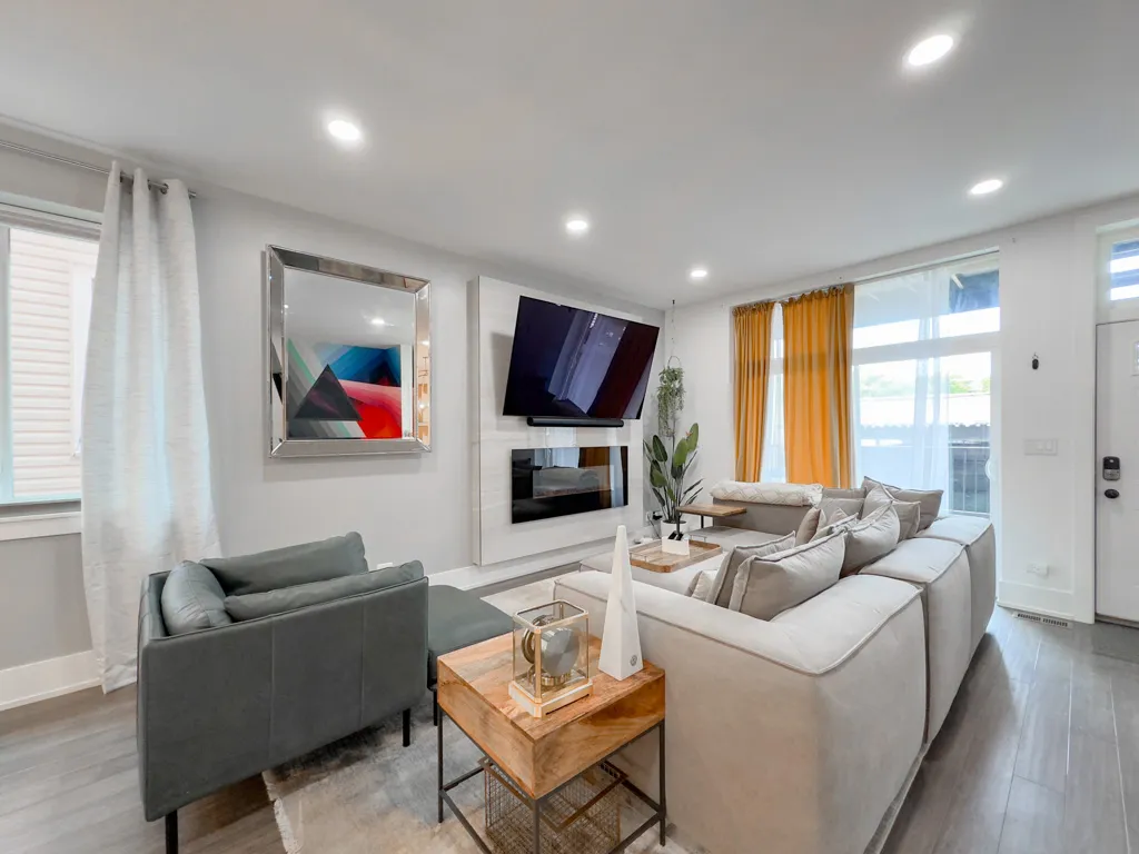 1812 N Sawyer Ave, , 60647, USA 60647-unit#1R-Chicago-IL