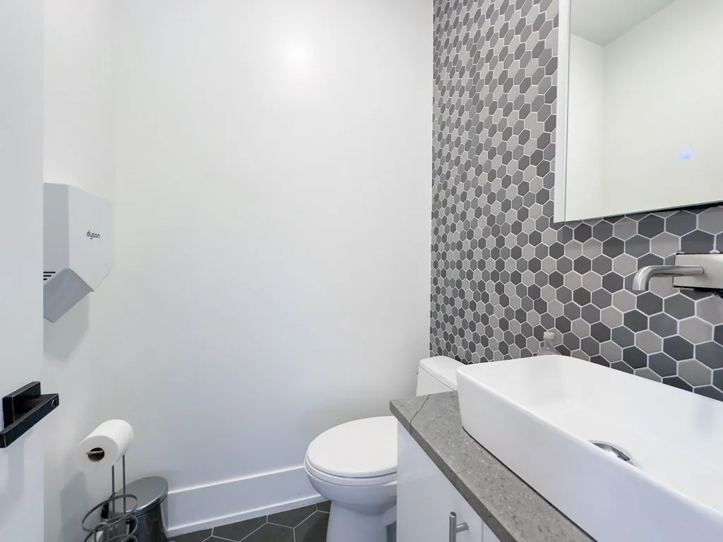 1812 N Sawyer Ave, , 60647, USA 60647-unit#1R-Chicago-IL