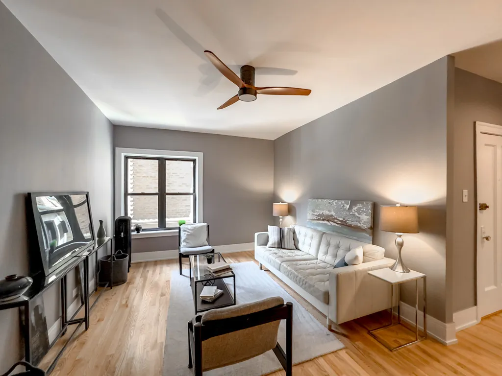626 W Stratford Pl, ,  60657, USA 60657-unit#1E-Chicago-IL