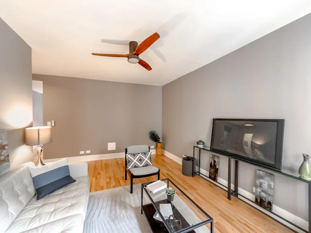 626 W Stratford Pl, ,  60657, USA 60657-unit#1E-Chicago-IL