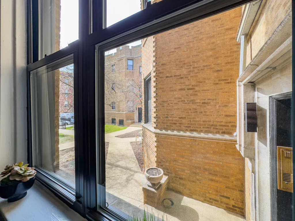 626 W Stratford Pl, ,  60657, USA 60657-unit#1E-Chicago-IL