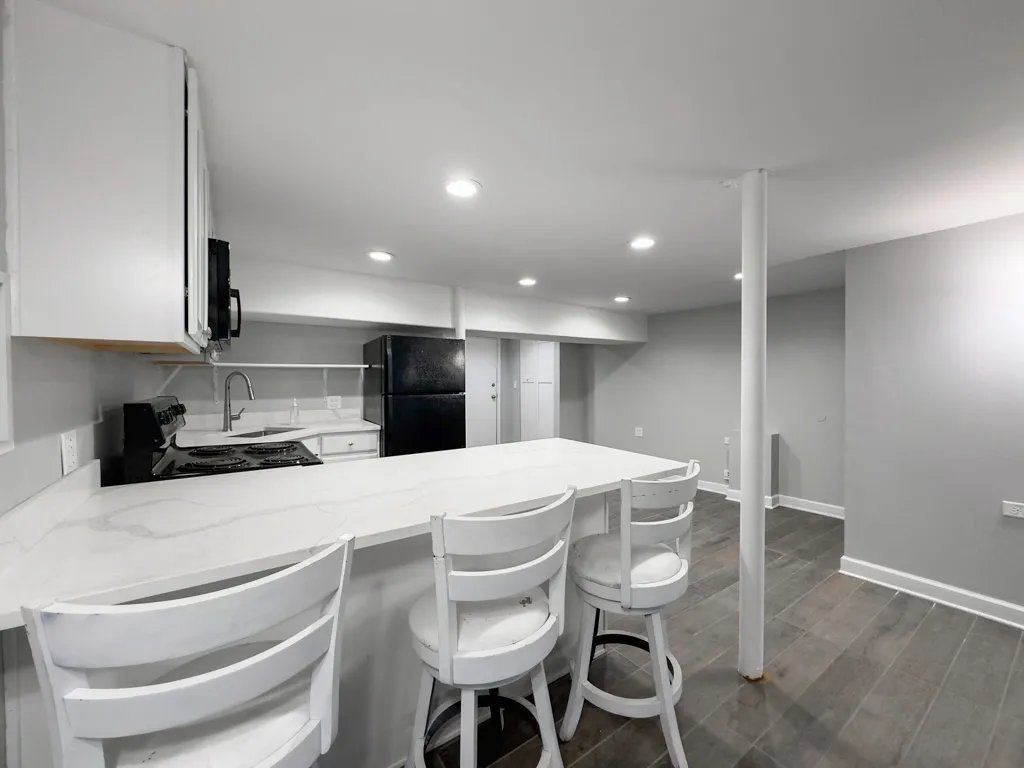 2310 W Wilson Ave, , 60625, USA 60625-unit#G-Chicago-IL