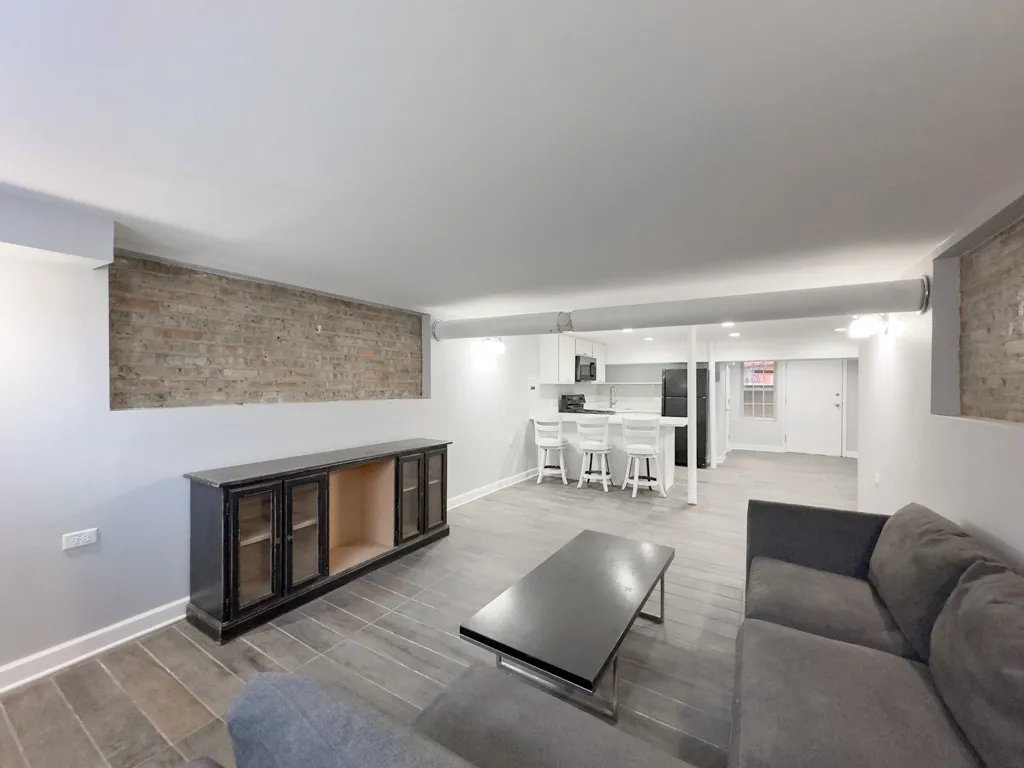 2310 W Wilson Ave, , 60625, USA 60625-unit#G-Chicago-IL