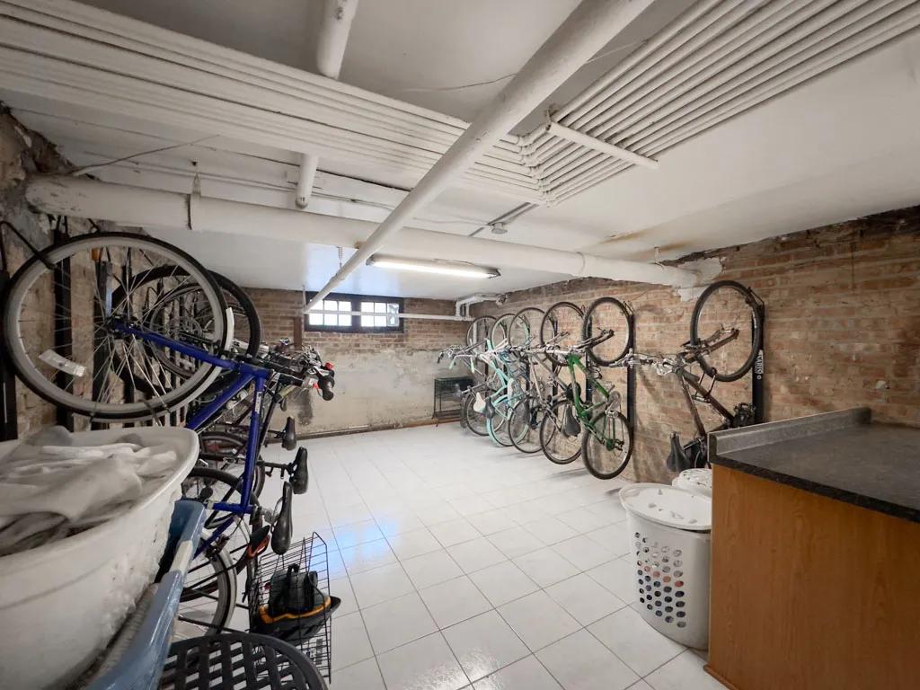 2310 W Wilson Ave, , 60625, USA 60625-unit#G-Chicago-IL
