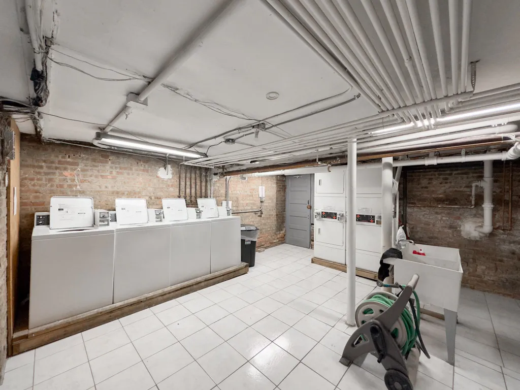 2310 W Wilson Ave, , 60625, USA 60625-unit#G-Chicago-IL