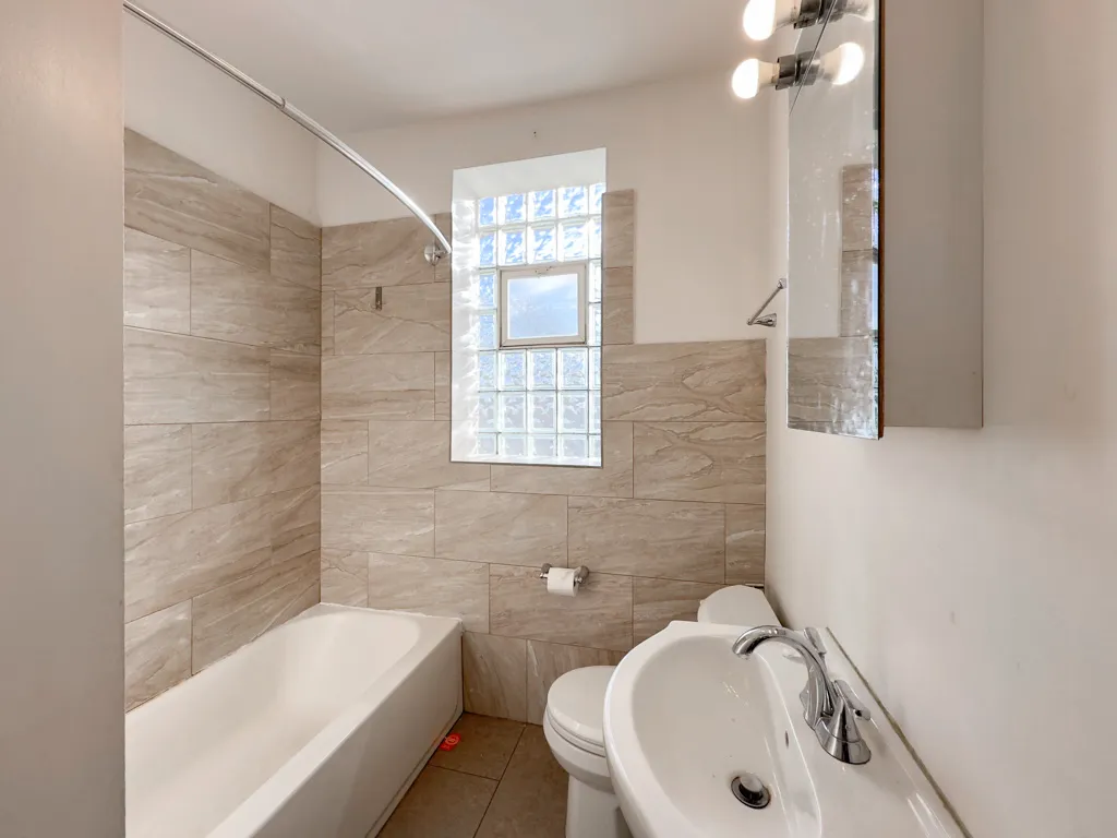 4606 N Kildare Ave, ,  60630, USA 60641-unit#3W-Chicago-IL