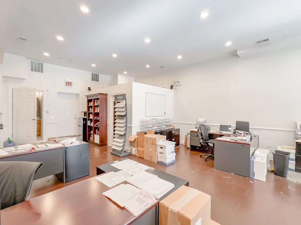 1724 W Belmont Ave, , 60657, USA 60657-unit#Storefront-Chicago-IL