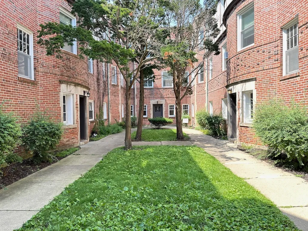 918 Green Bay Rd, , 60093, USA 60093-unit#G-Winnetka-IL