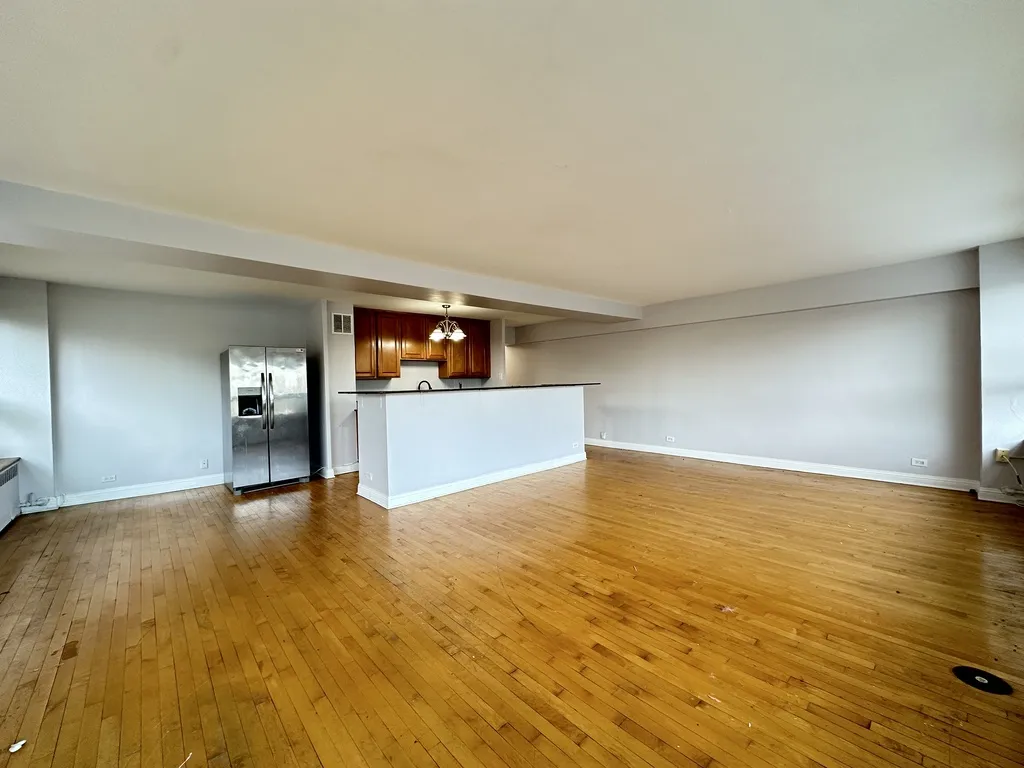 4180 N Marine Dr, ,  60613, USA 60613-unit#205-Chicago-IL
