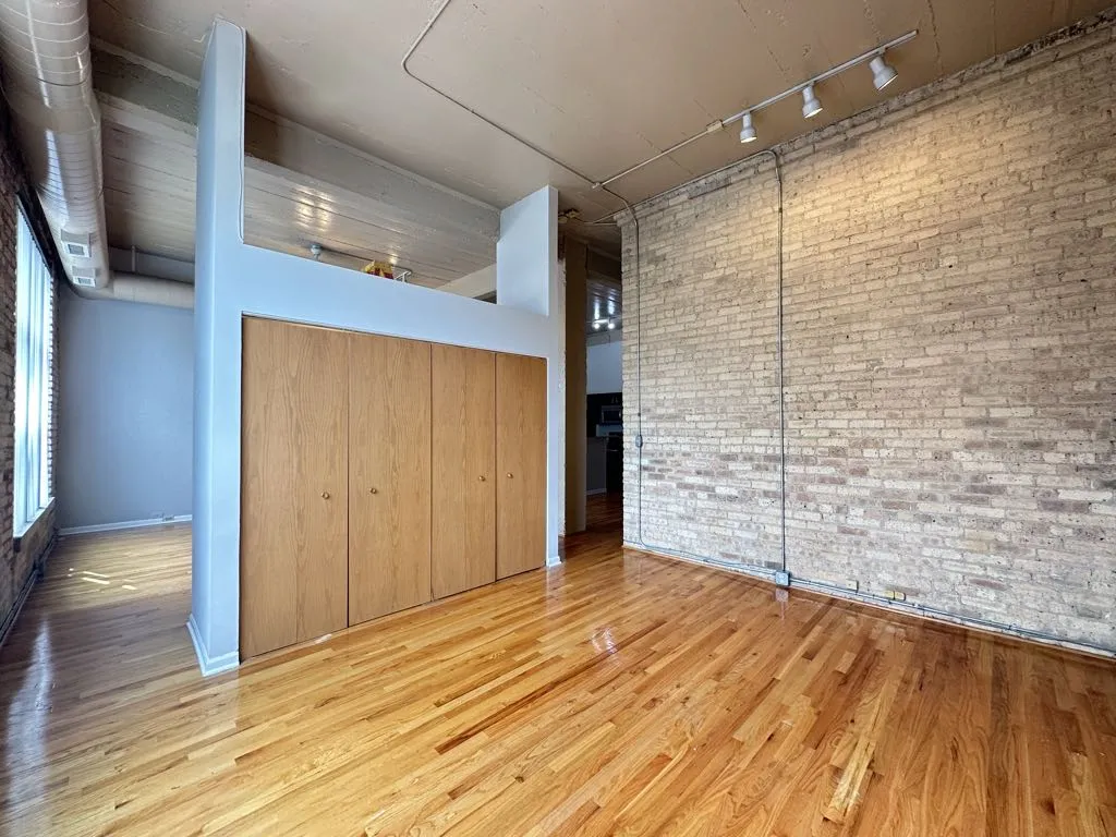 3110 N Sheffield Ave, , 60657, USA 60657-unit#205-Chicago-IL