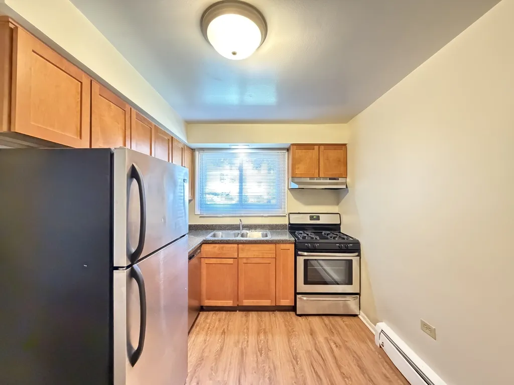 810 Seward St, Evanston,  60202, USA 60202-unit#101-Chicago-IL
