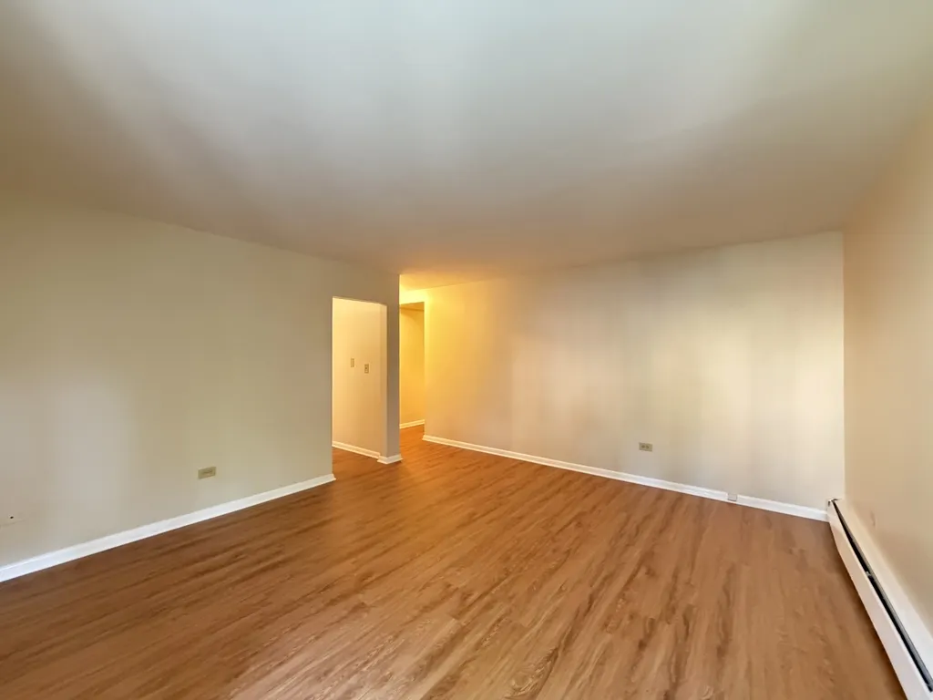 810 Seward St, Evanston,  60202, USA 60202-unit#101-Chicago-IL