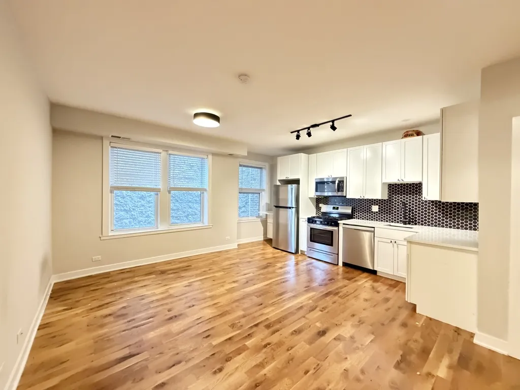 656 W Wrightwood Ave, , 60614, USA 60614-unit#207-Chicago-IL