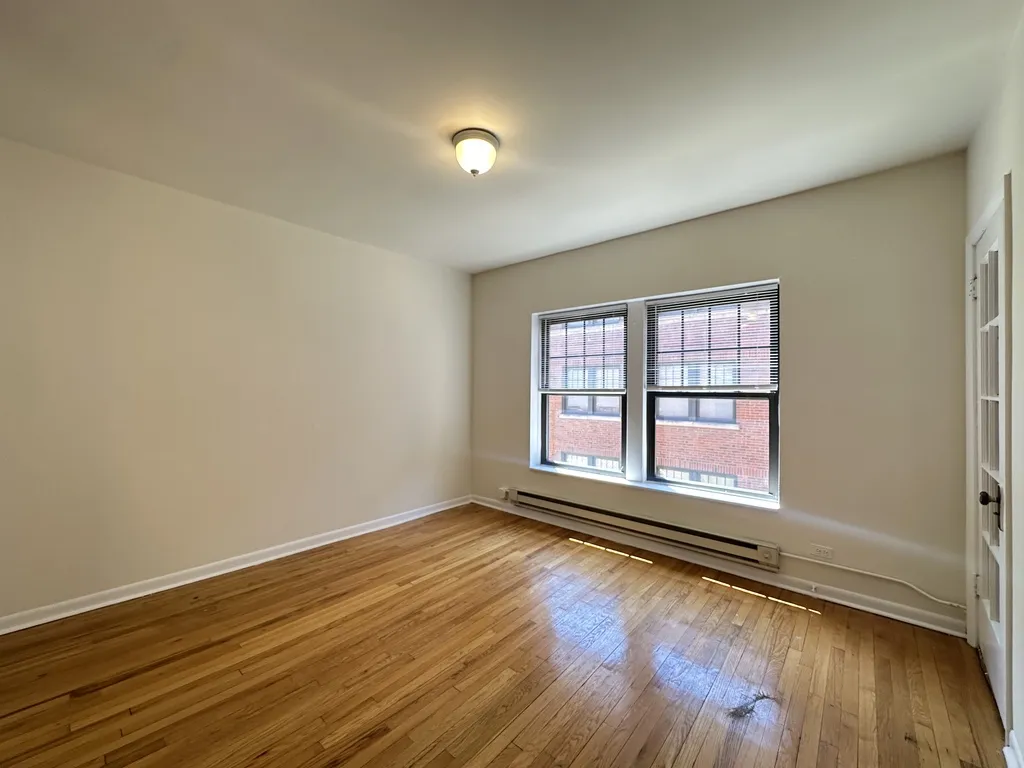 654 W Cornelia Ave, , 60657, USA 60657-unit#4-Chicago-IL