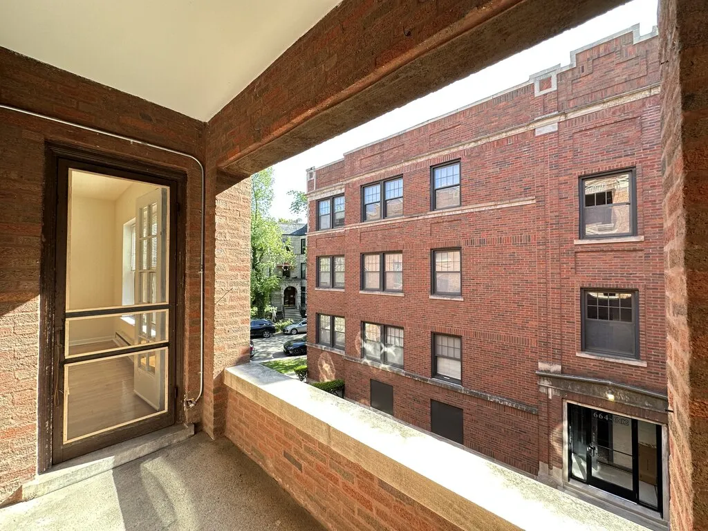 654 W Cornelia Ave, , 60657, USA 60657-unit#4-Chicago-IL