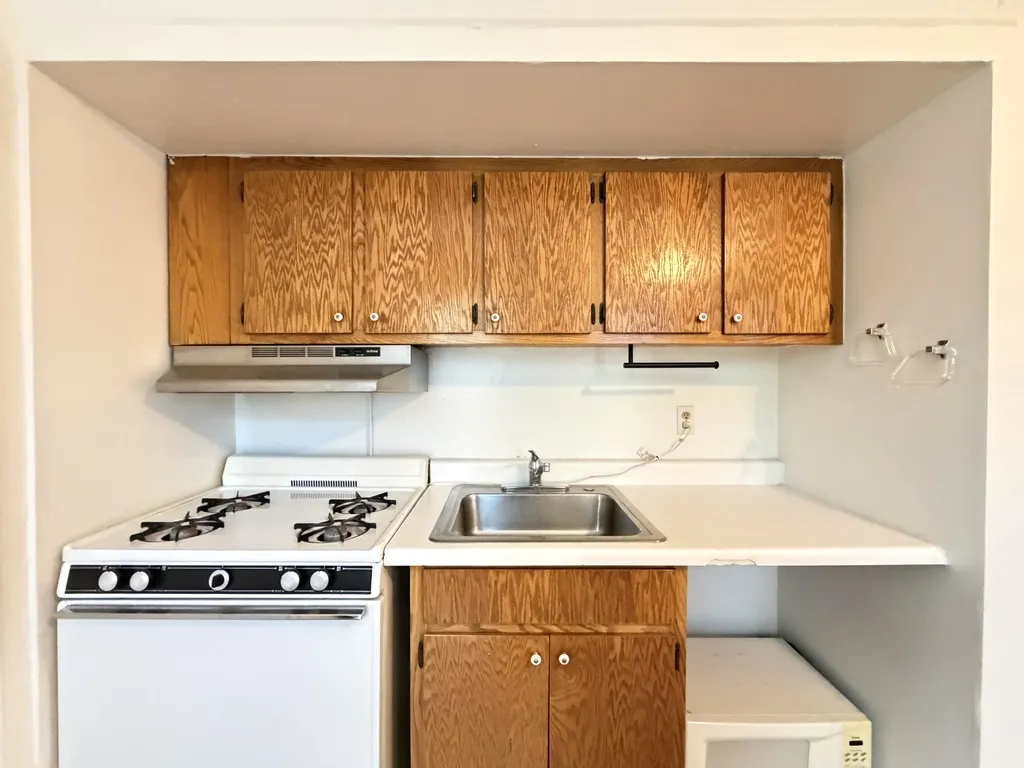 4060 N Kenmore Ave, , 60613, USA 60613-unit#302-Chicago-IL