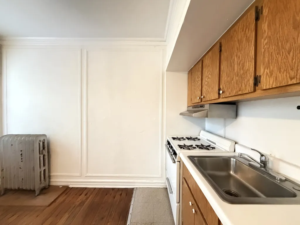 4060 N Kenmore Ave, , 60613, USA 60613-unit#302-Chicago-IL