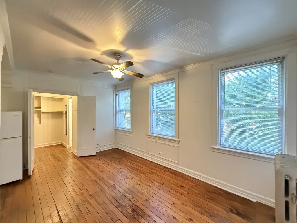 4060 N Kenmore Ave, , 60613, USA 60613-unit#302-Chicago-IL