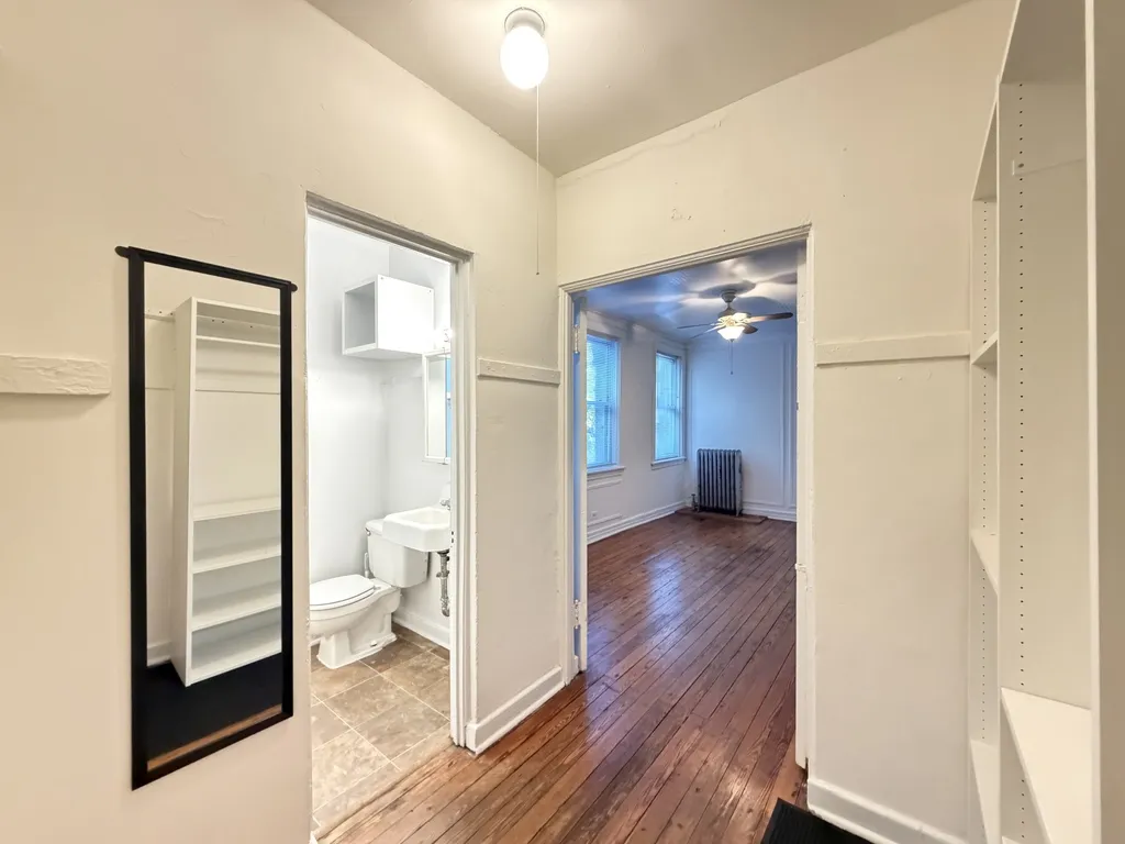 4060 N Kenmore Ave, , 60613, USA 60613-unit#302-Chicago-IL