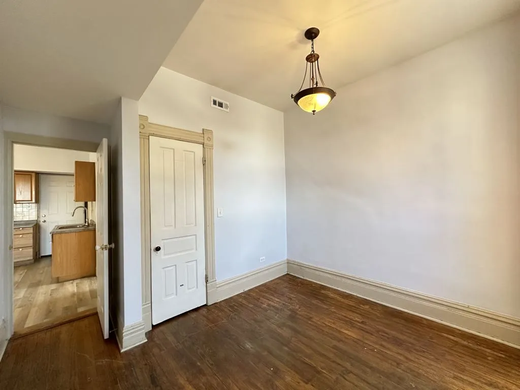 2347 W 24th Pl, ,  60608, USA 60608-unit#2R-Chicago-IL