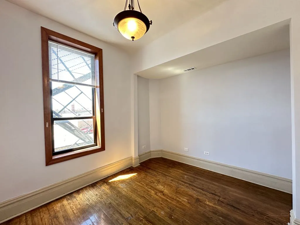 2347 W 24th Pl, ,  60608, USA 60608-unit#2R-Chicago-IL