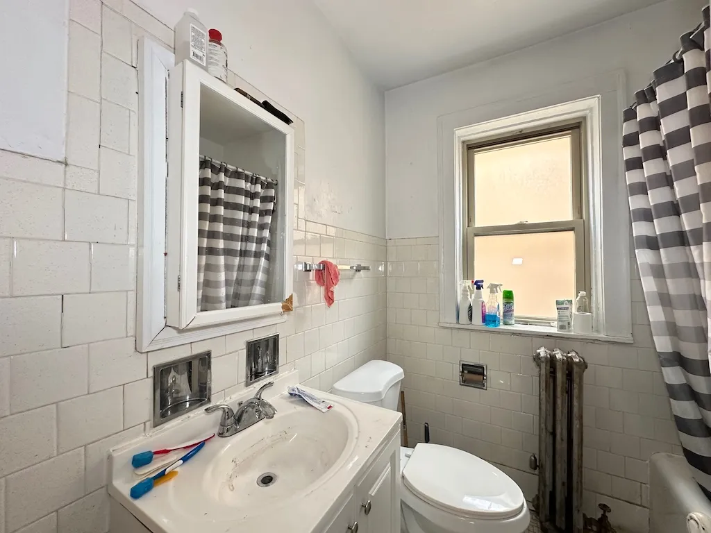 3438 W Foster Ave, ,  60625, USA 60625-unit#1S-Chicago-IL
