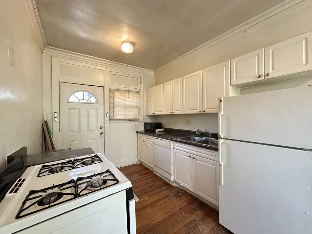 4830 W Addison St, , 60641, USA 60641-unit#2S-Chicago-IL