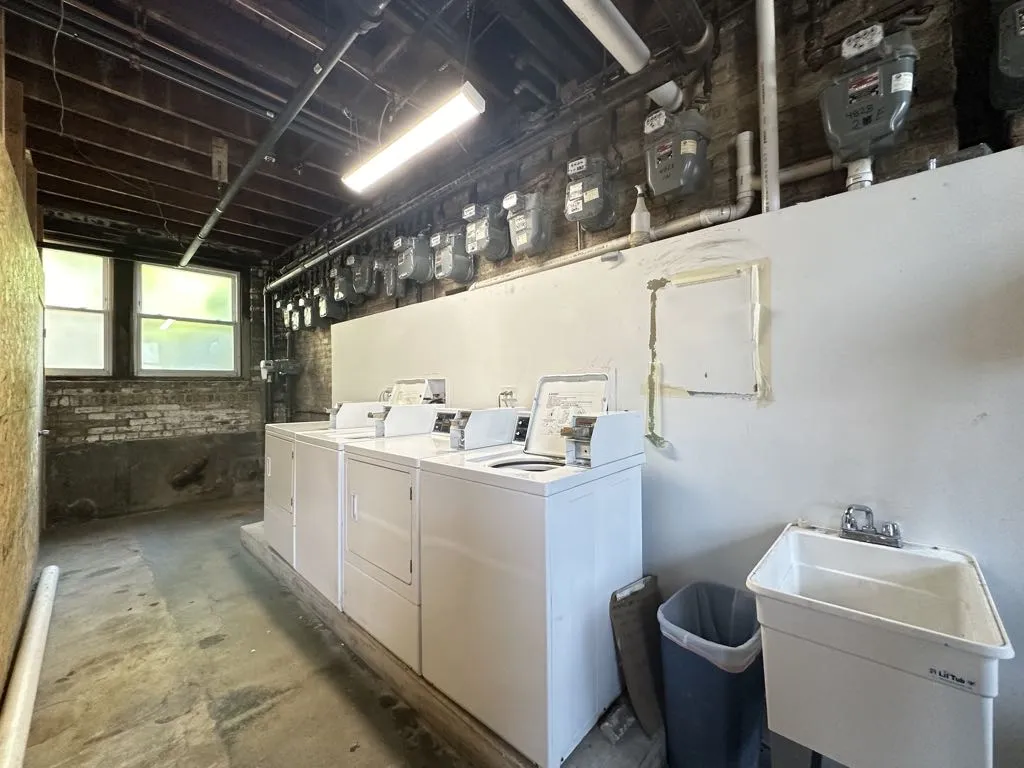 4830 W Addison St, , 60641, USA 60641-unit#2S-Chicago-IL